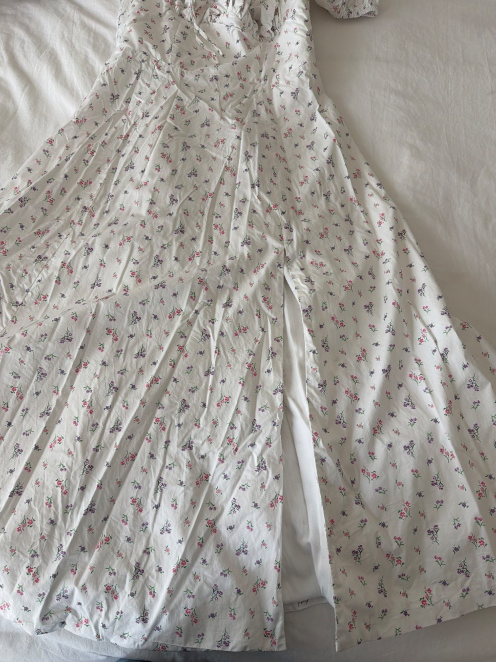 HOUSE OF CB Tallulah Floral Puff Sleeve Midi Dress - Picture 5 of 6
